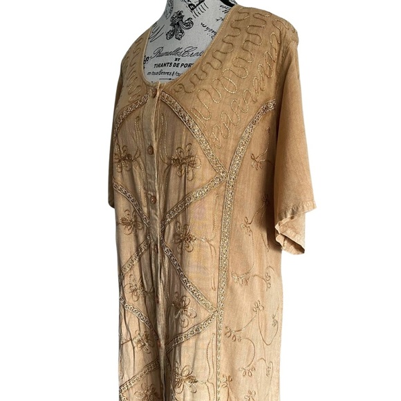 Maxi Dress Vintage Rayon Embroidered โ Butterscotch L / 27โ PTP - Picture 3 of 6